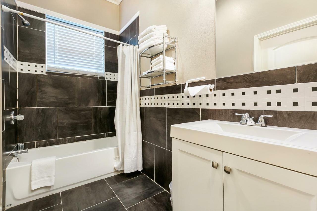 Modern, Spacious Condos With Luxury Amenities New Orleans Exterior photo
